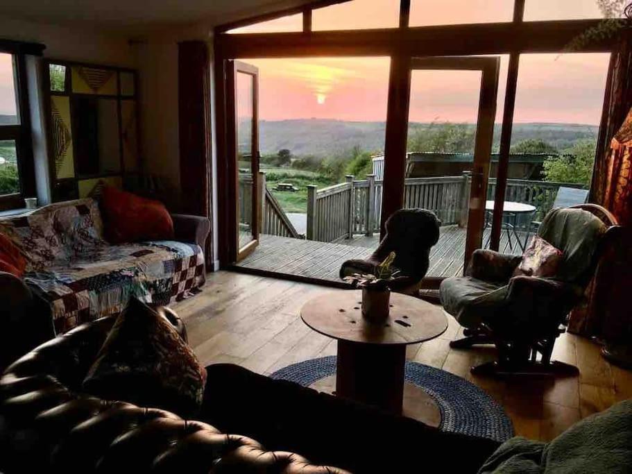 Spacious Cabin On Isolated Farm With Sea View Bude Exterior foto